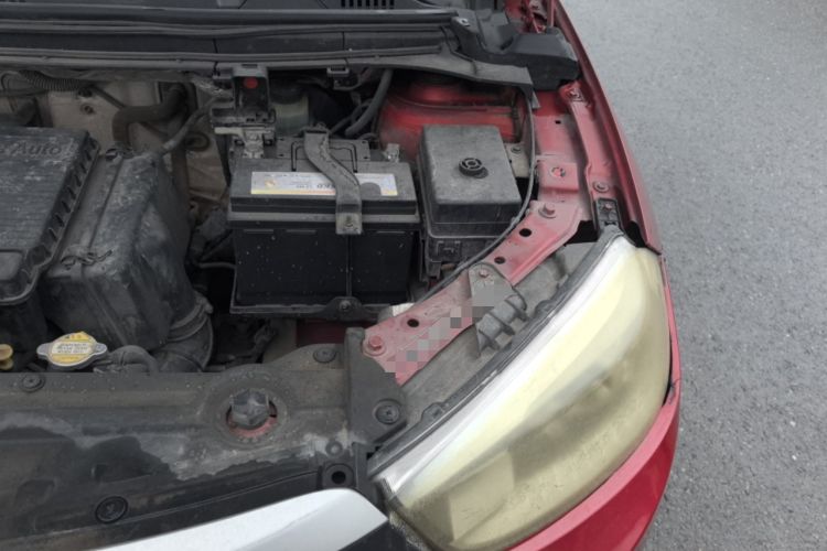 Used Brilliance V3 2016 1.5L Manual Comfort Model Engine Bay Left