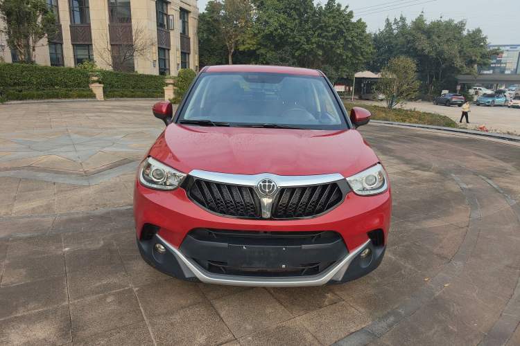 Used Brilliance V3 2016 1.5L Automatic Elite Model Front