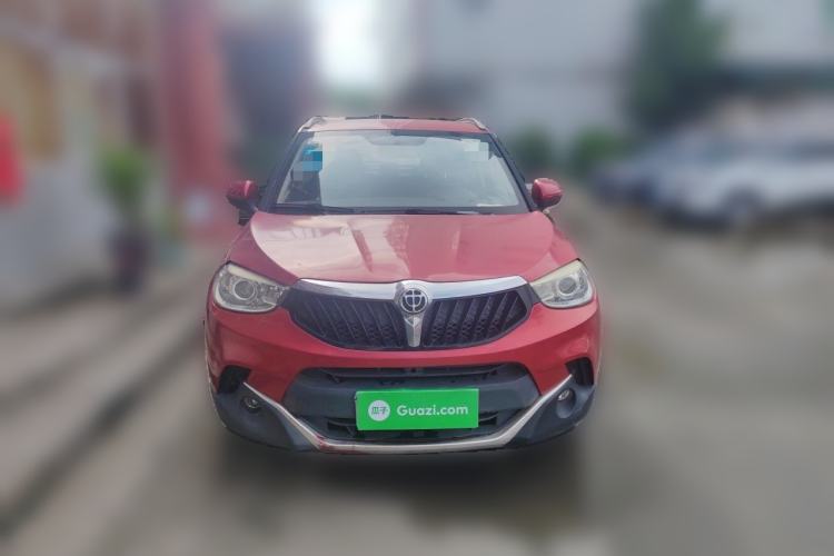 Used Brilliance V3 2016 1.5L Manual Elite Version Front