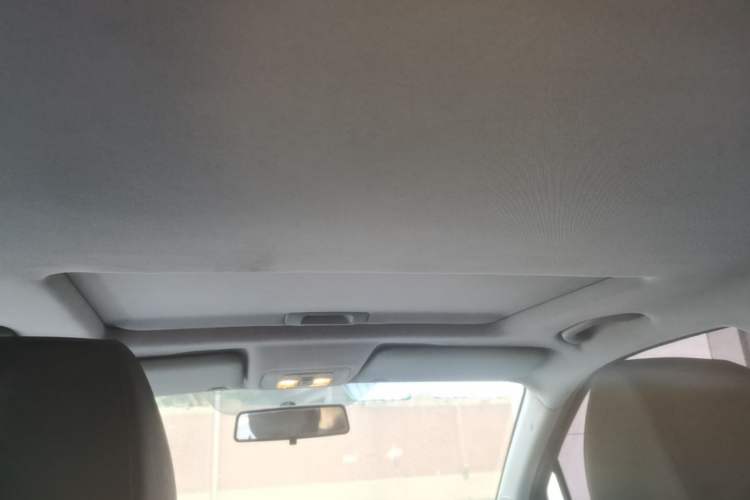 Used Brilliance V3 2016 1.5L Automatic Smart Version Headliner
