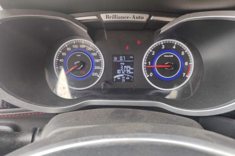 Used Brilliance V3 2016 1.5L Manual Elite Version Instrument Cluster