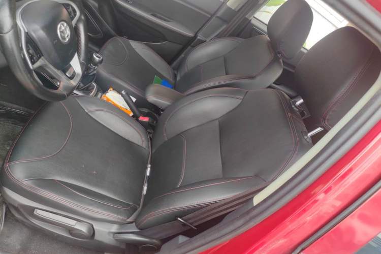 Used Brilliance V3 2016 1.5L Manual Elite Version Left Front Seat