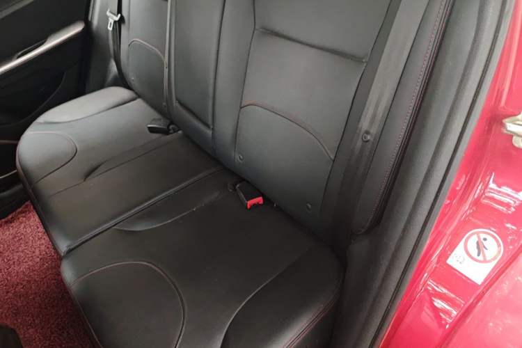 Used Brilliance V3 2016 1.5T Automatic Flagship Model Left Rear Seat