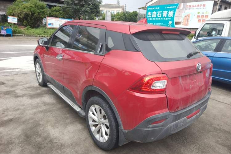 Used Brilliance V3 2016 1.5L Manual Comfort Model Rear Left 45 Deg