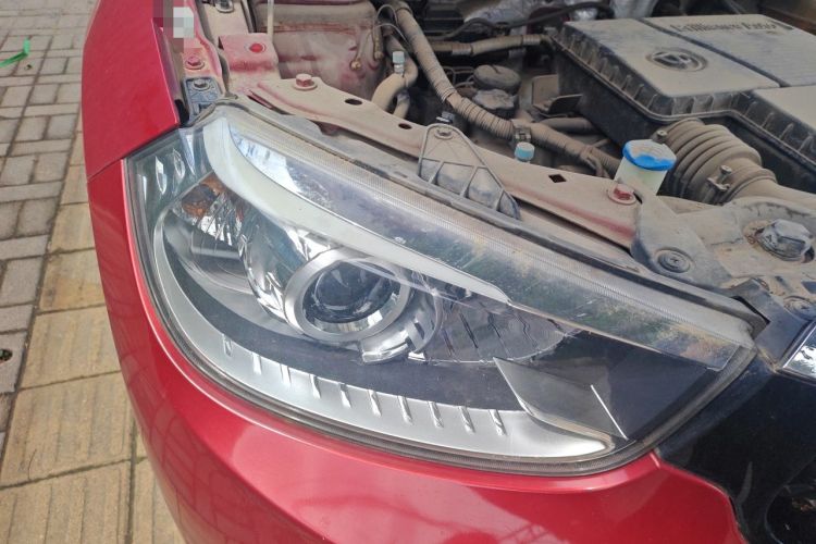 Used Brilliance V3 2016 1.5L Automatic Smart Version Right Front Headlight