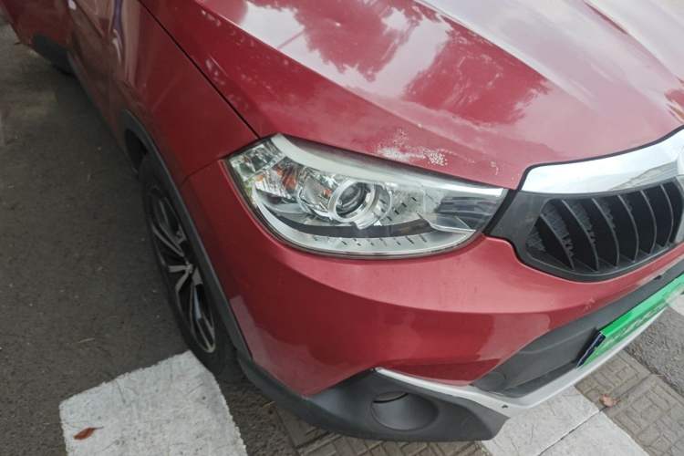 Used Brilliance V3 2016 1.5T Manual Flagship Model Right Front Headlight