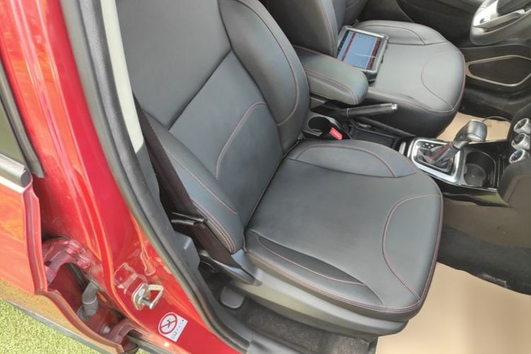 Used Brilliance V3 2016 1.5L Automatic Smart Version Right Front Seat