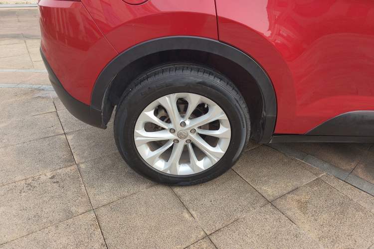 Used Brilliance V3 2016 1.5L Automatic Elite Model Right Rear Wheel Hub