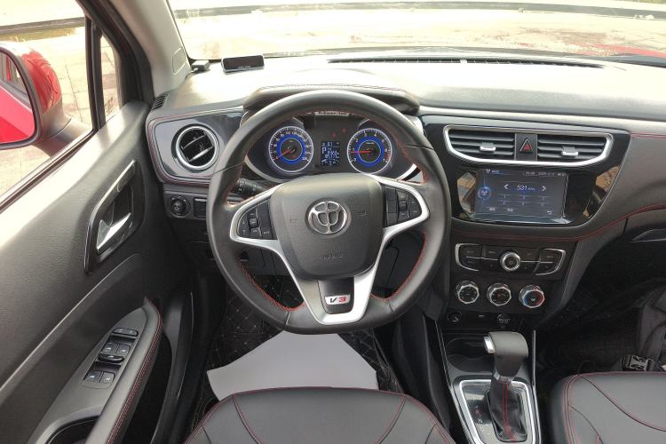 Used Brilliance V3 2016 1.5L Automatic Elite Model Steering Wheel