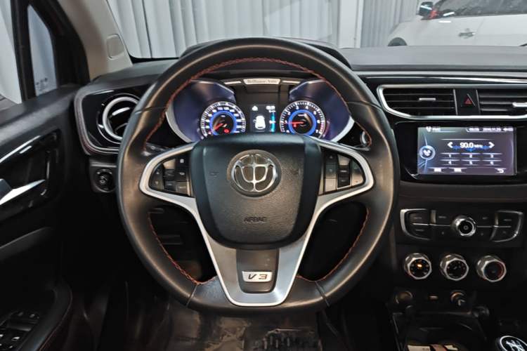 Used Brilliance V3 2016 1.5L Manual Smart Version Steering Wheel