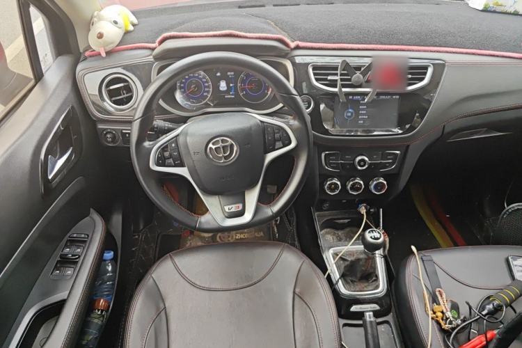 Used Brilliance V3 2016 1.5L Manual Smart Version Steering Wheel