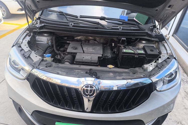 Used Brilliance V3 2016 1.5L Manual Smart Version Engine Bay