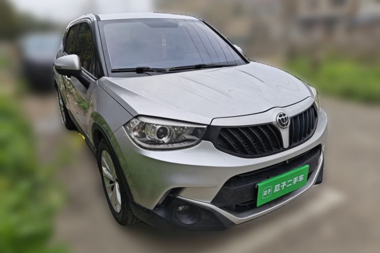 Used Brilliance V3 2016 1.5L Manual Comfort Model Front Right 45 Deg
