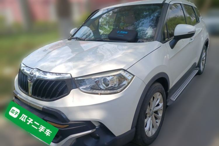 Używany Brilliance V3 2016 1.5L Automatic Smart Version Guazi used car, China used car export, Used car for sale, Used cars, Cheapest cars for sale