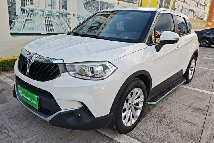 Used Brilliance V3 2016 1.5L Automatic Smart Version Guazi used car, China used car export, Used car for sale, Used Brilliance cars, Cheapest cars for sale