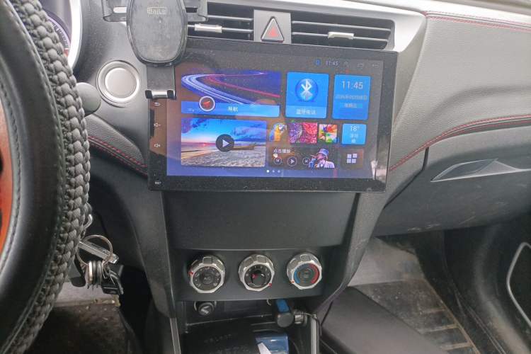 Used Brilliance V3 2016 1.5L Manual Comfort Model Audio And AC Panel