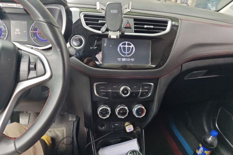 Used Brilliance V3 2016 1.5L Manual Smart Version Audio And AC Panel