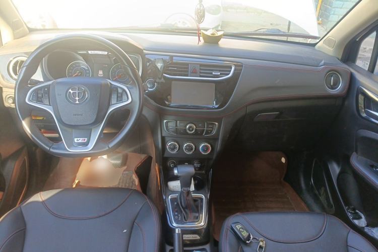 Used Brilliance V3 2016 1.5L Automatic Smart Version Center Console
