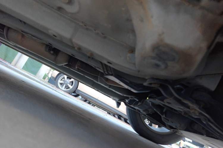 Used Brilliance V3 2016 1.5L Manual Smart Version Chassis Front Right