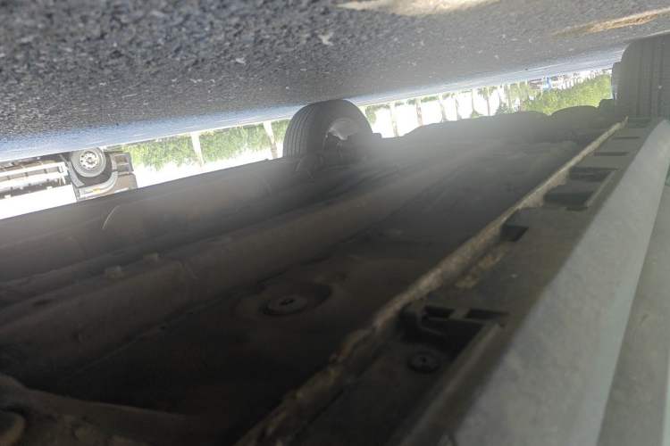 Used Brilliance V3 2016 1.5L Manual Smart Version Chassis Front Right