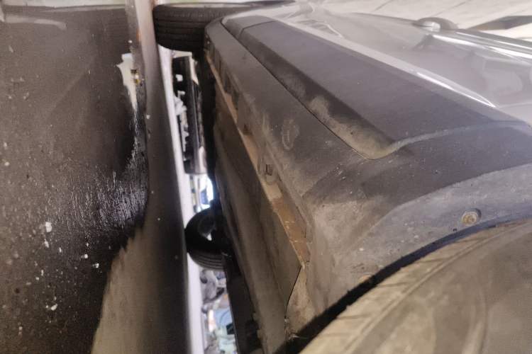 Used Brilliance V3 2016 1.5L Manual Elite Version Chassis Front Right
