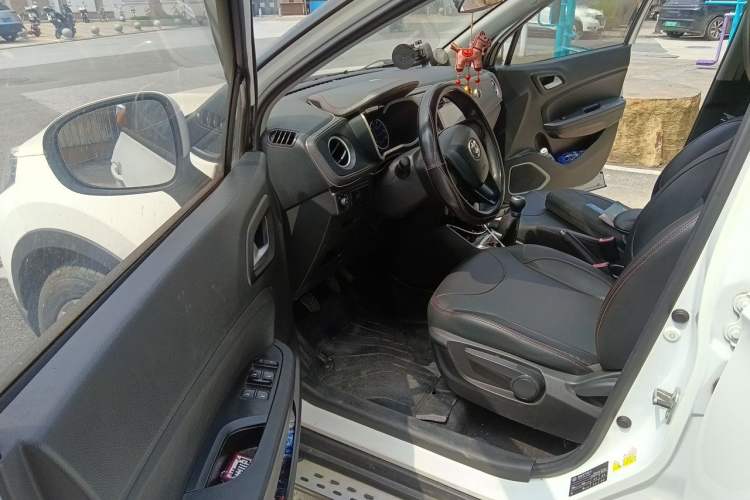 Used Brilliance V3 2016 1.5L Manual Comfort Model Driver Seat