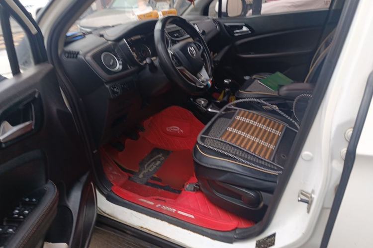 Used Brilliance V3 2016 1.5L Manual Smart Version Driver Seat