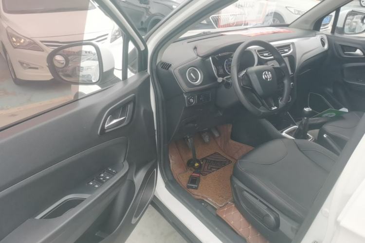Used Brilliance V3 2016 1.5L Manual Comfort Model Driver Seat