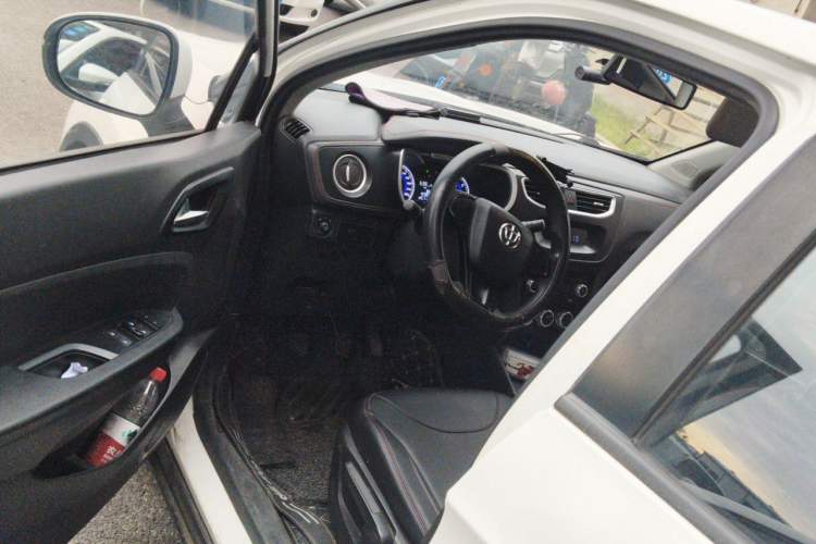 Used Brilliance V3 2016 1.5L Manual Comfort Model Driver Seat