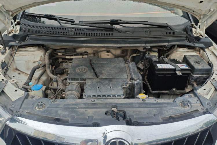 Used Brilliance V3 2016 1.5L Manual Smart Version Engine Bay