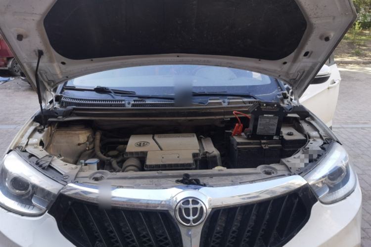 Used Brilliance V3 2016 1.5L Manual Smart Version Engine Bay