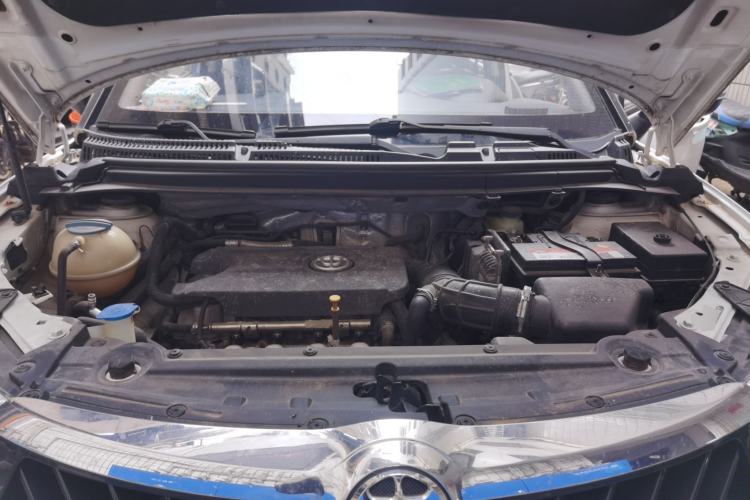 Used Brilliance V3 2016 1.5T Automatic Flagship Model Engine Bay