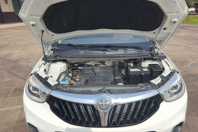 Used Brilliance V3 2016 1.5L Manual Smart Version Engine Bay