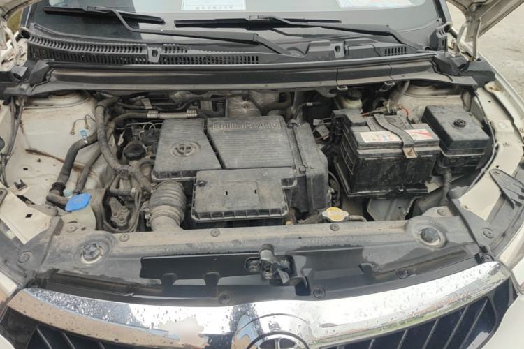 Used Brilliance V3 2016 1.5L Manual Smart Version Engine Bay