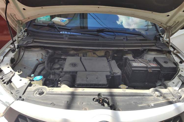 Used Brilliance V3 2016 1.5L Manual Comfort Model Engine Bay