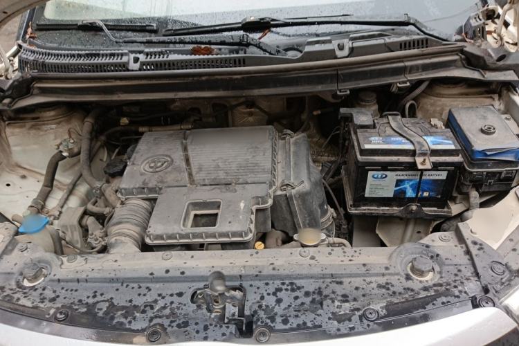 Used Brilliance V3 2016 1.5L Manual Comfort Model Engine Bay