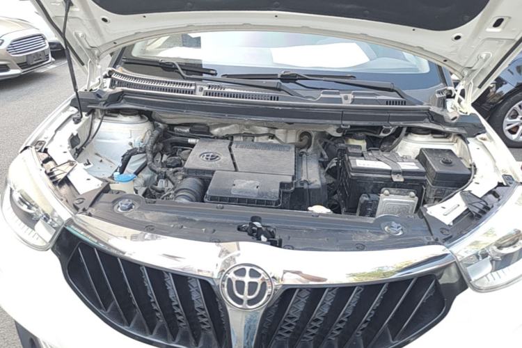 Used Brilliance V3 2016 1.5L Automatic Smart Version Engine Bay