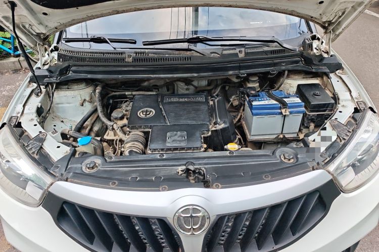 Used Brilliance V3 2016 1.5L Manual Comfort Model Engine Bay
