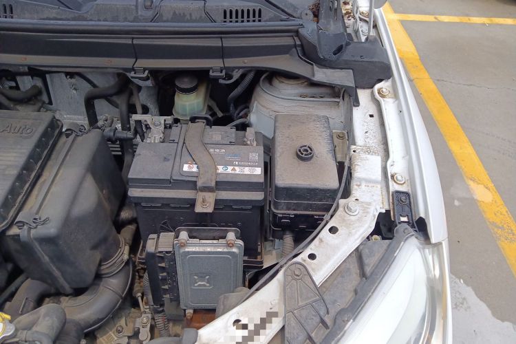 Used Brilliance V3 2016 1.5L Automatic Smart Version Engine Bay Left