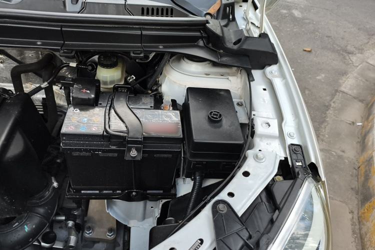 Used Brilliance V3 2016 1.5L Manual Smart Version Engine Bay Left