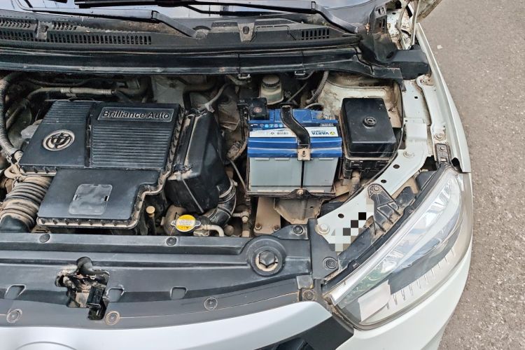 Used Brilliance V3 2016 1.5L Manual Comfort Model Engine Bay Left
