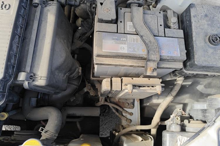 Used Brilliance V3 2016 1.5L Automatic Comfort Model Engine Bay Left