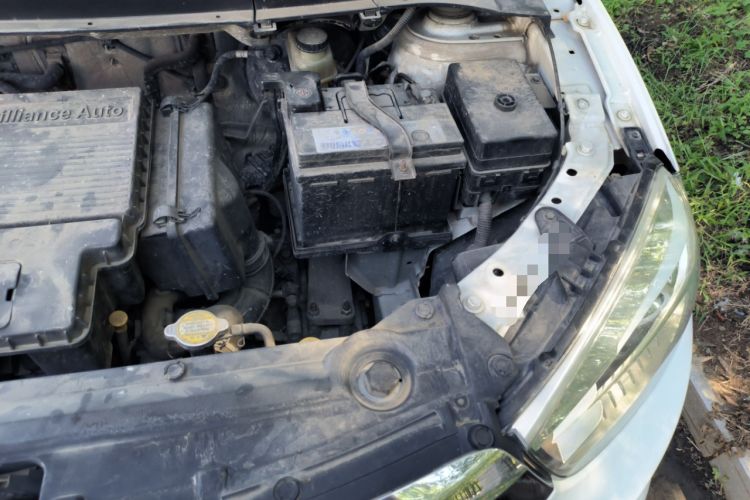 Used Brilliance V3 2016 1.5L Manual Comfort Model Engine Bay Left