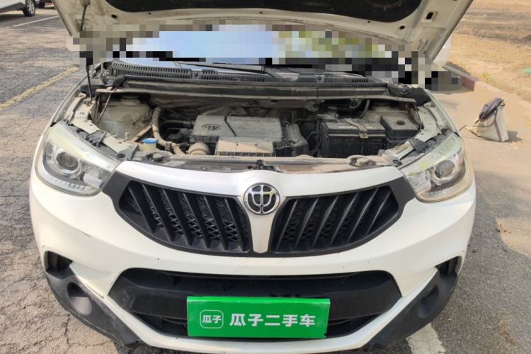 Used Brilliance V3 2016 1.5L Manual Comfort Model Engine Bay