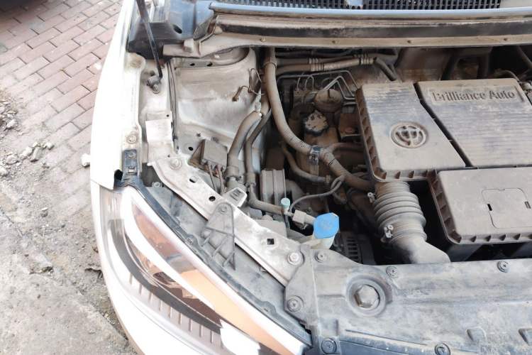 Used Brilliance V3 2016 1.5L Automatic Smart Version Engine Bay Right