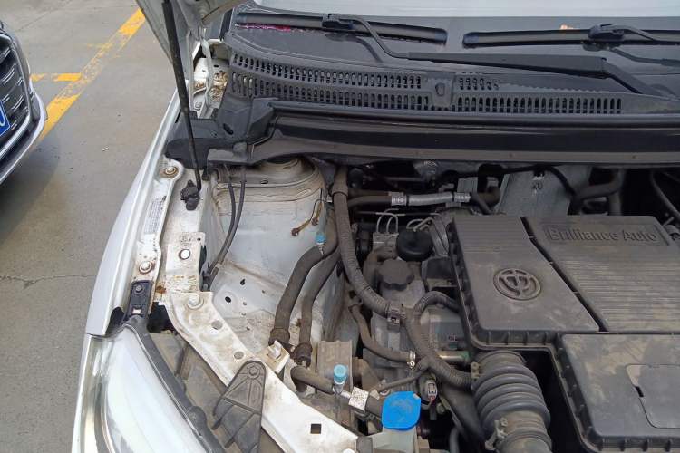 Used Brilliance V3 2016 1.5L Automatic Smart Version Engine Bay Right