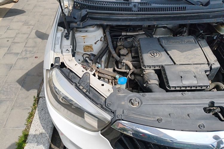Used Brilliance V3 2016 1.5L Automatic Smart Version Engine Bay Right