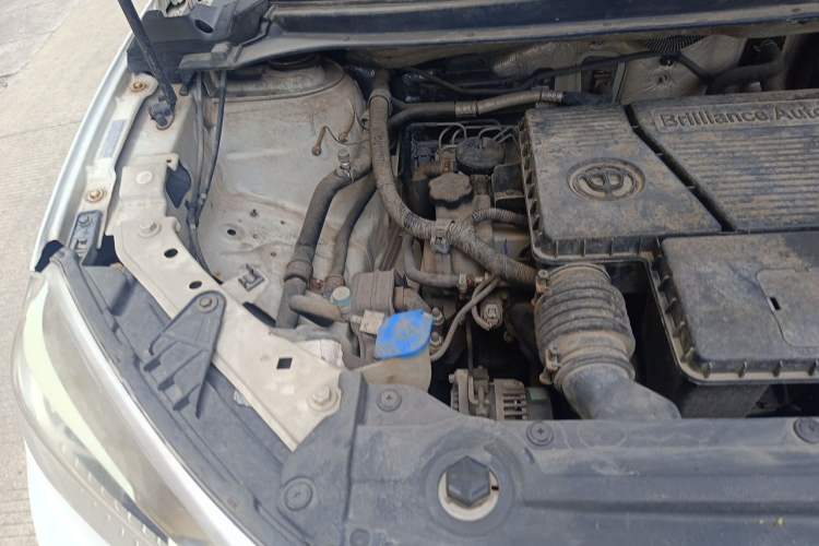 Used Brilliance V3 2016 1.5L Automatic Comfort Model Engine Bay Right