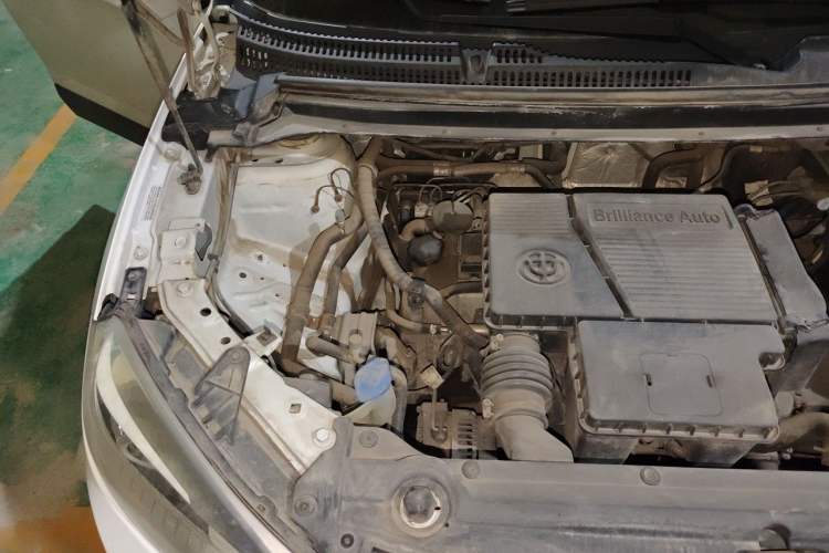 Used Brilliance V3 2016 1.5L Manual Smart Version Engine Bay Right