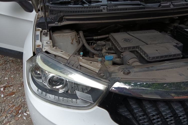 Used Brilliance V3 2016 1.5L Manual Smart Version Engine Bay Right